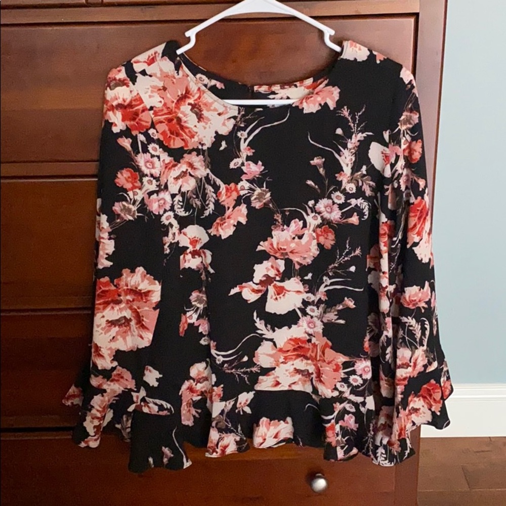 BB Dakota floral blouse